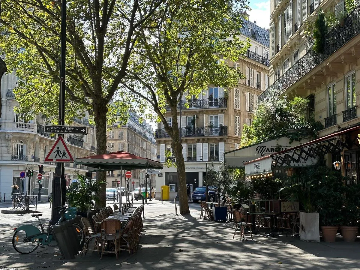 70 Sqm Apartment In 75008 Paris