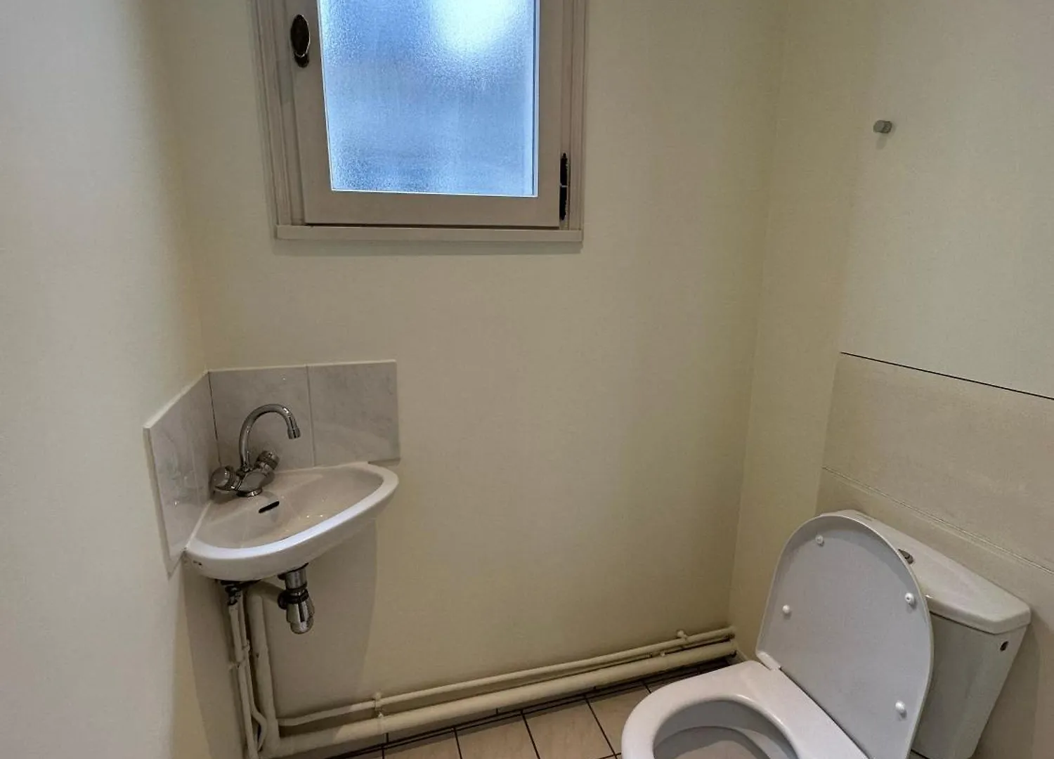 70 Sqm Apartment In 75008 Paris 0*,  France