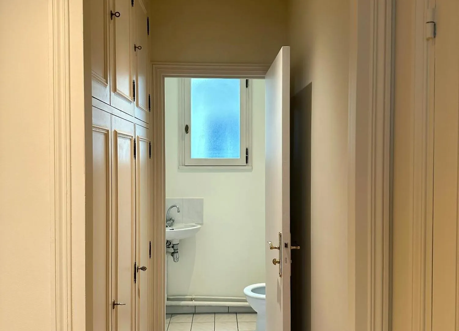 70 Sqm Apartment In 75008 Paris